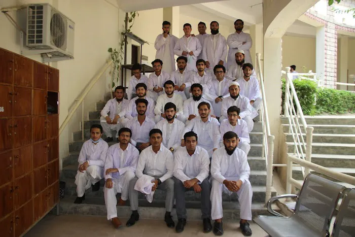 Kmu-Institute of dental sciences Picture 3