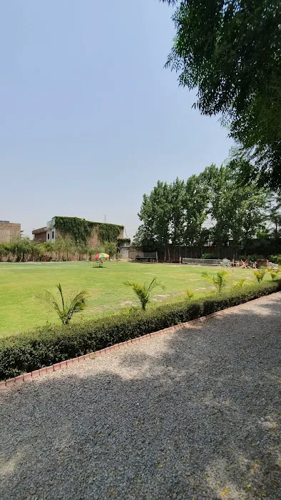 Peshawar Model Degree College Boys Picture 4