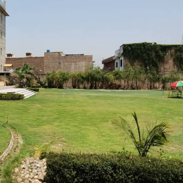 Peshawar Model Degree College Boys Picture 3