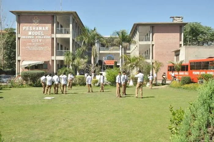 Peshawar Model Degree College Boys Picture 9