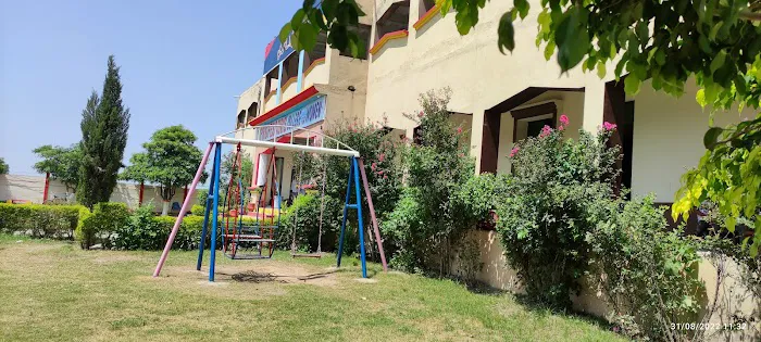 Professors College and school for women Picture 3
