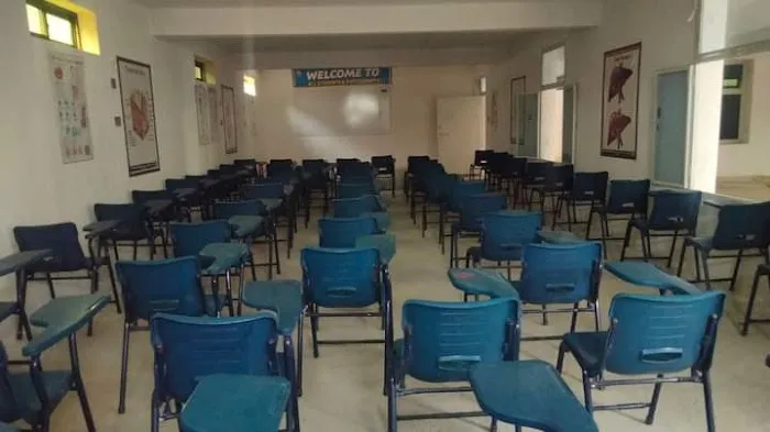 Universal Academy of Health Sciences & Technology Chokara Karak Picture 3