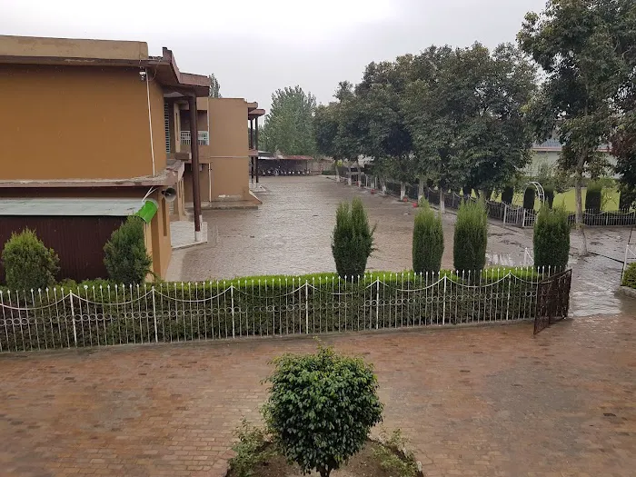 Al Jamia Al Asaria Chamkani Picture 1