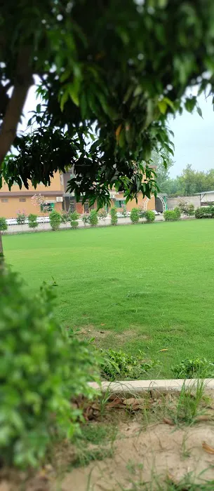 Al Jamia Al Asaria Chamkani Picture 9