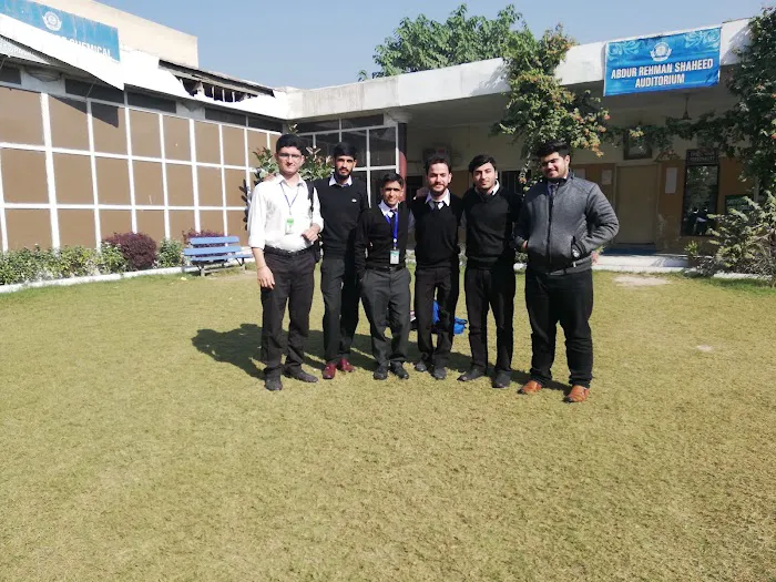 Jinnah Medical College Peshawar Picture 5