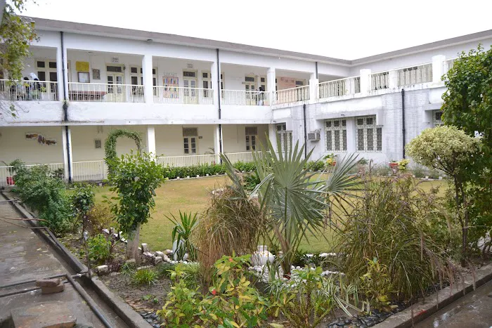 Government City Girls College Picture 2