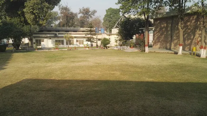 Fazaia college of Education for Women Picture 1