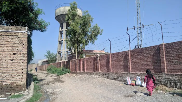 Jamrud Degree Collage Picture 2