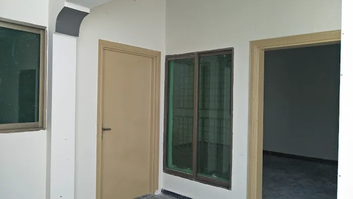 Shahroz Education System Higher Secondary School Khanki Campus Picture 2