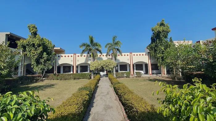 Premier law College Wazirabad Campus Picture 8