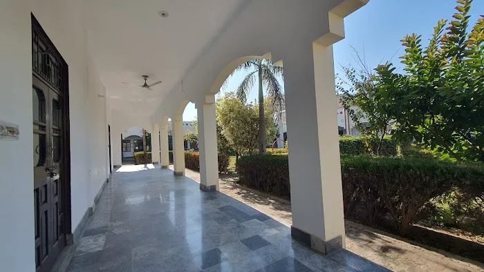 Premier law College Wazirabad Campus Picture 6