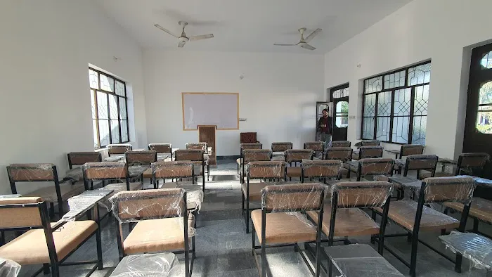 Premier law College Wazirabad Campus Picture 9