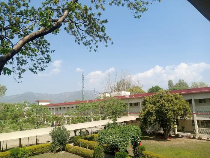 Islamabad Model Commerce College for Women Picture 4