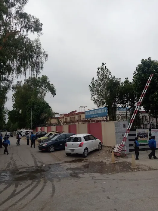 Islamabad Model College for Boys F-10/3 Picture 1