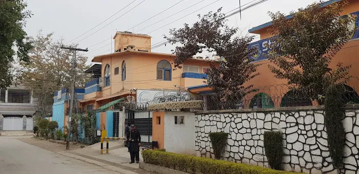 Stanford High School (Girls Branch) Picture 2