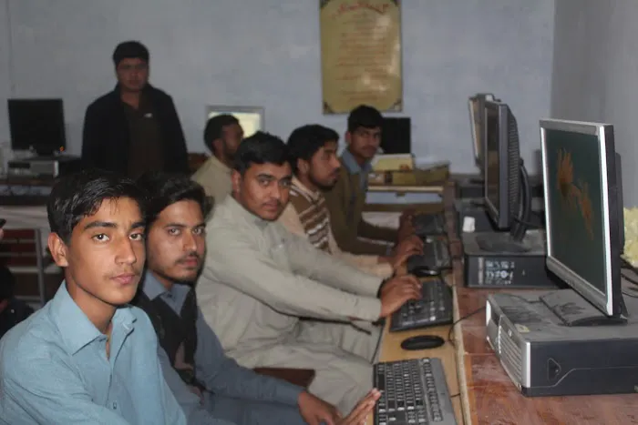 Brilliant College of Information Technology Picture 1