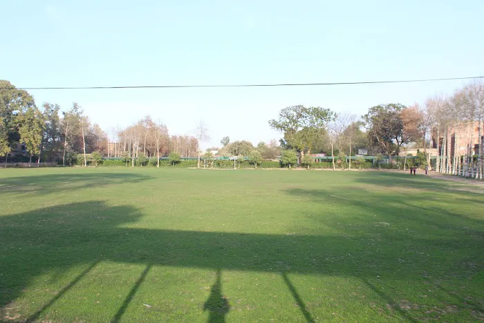 Islamia Collegiate School Picture 6
