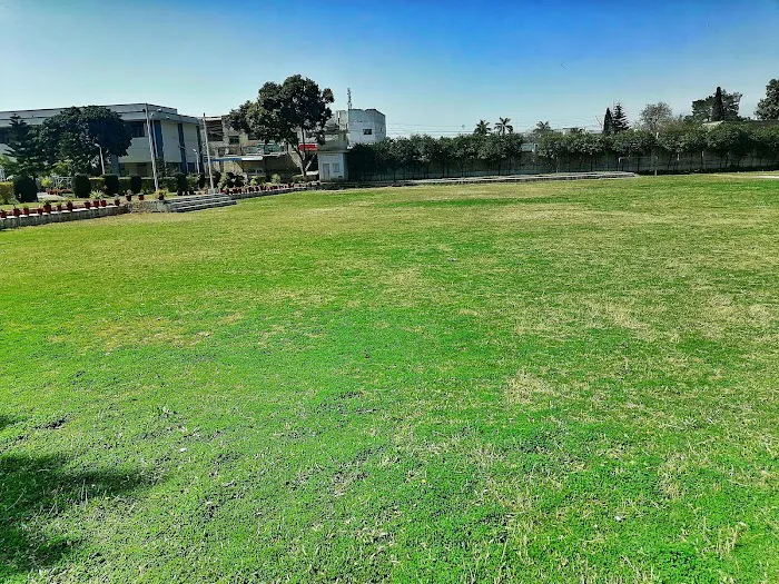University College For Boys UoP Picture 4