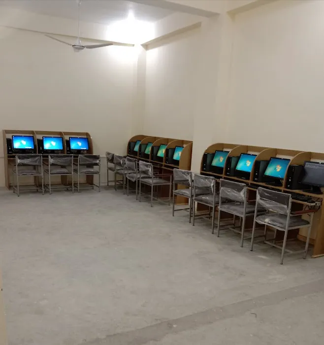 Afaq Institute of Computer and Management Sciences Picture 6