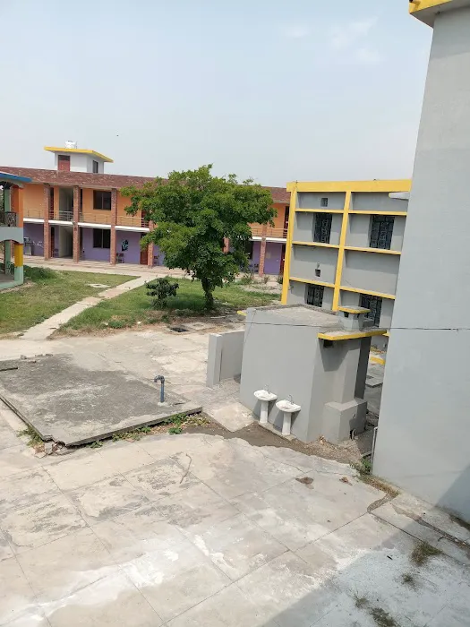Islamabad Model College for Girls Picture 2