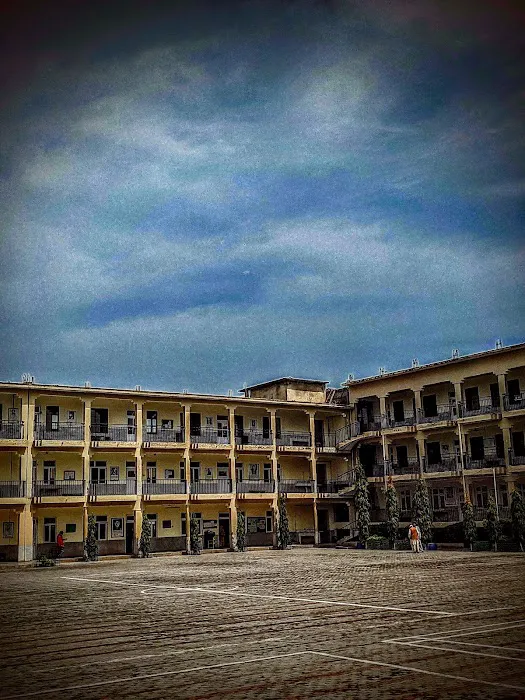 Hayatabad Model School Picture 1