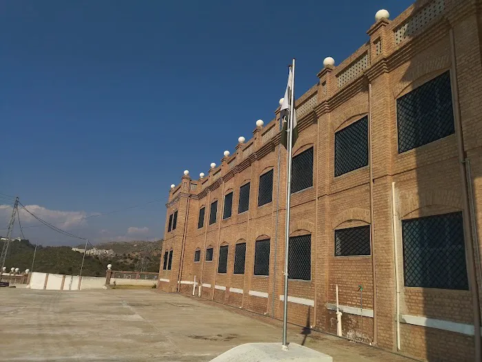 GOVERNMENT GIRLS DEGREE COLLEGE USTERZAI Picture 4
