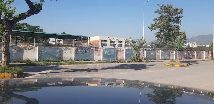 Islamabad Model College for Boys (VI-XII), G-6/2 Picture 3