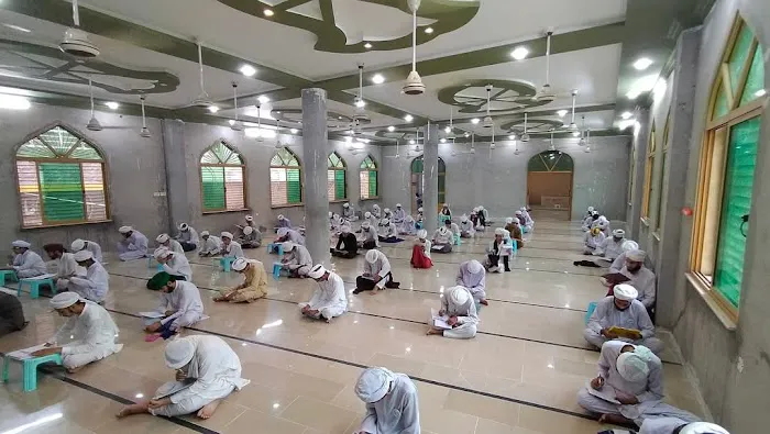 Jamia Tul Madina (Dawatislami) Picture 6