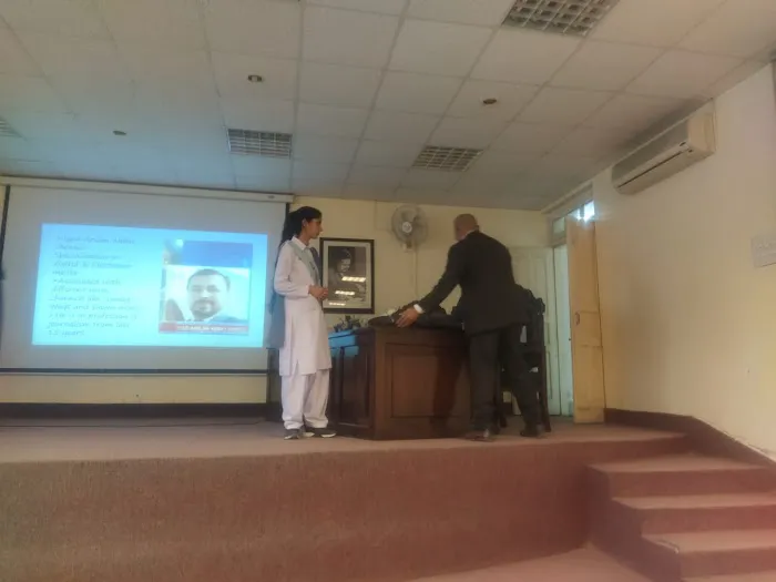Islamabad Model college for Girls Post Graduate Margla F-7/4 Picture 5
