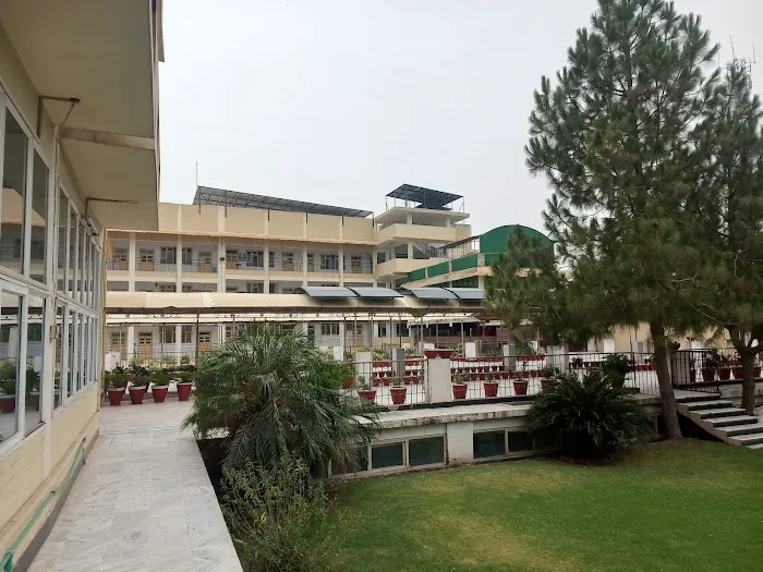 Qurtuba University of Science & Information Technology Picture 2