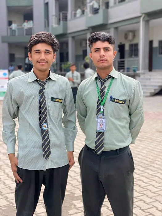 Superior Group of Colleges Picture 10
