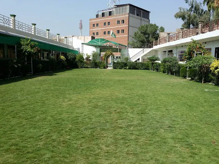 Al Qalam College System (Boys Campus) Picture 1