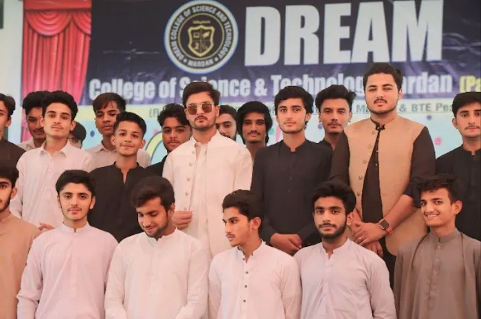 Dream college of Science and Technology Mardan Picture 8