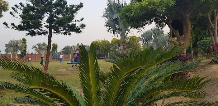 Home College for Girls Picture 5
