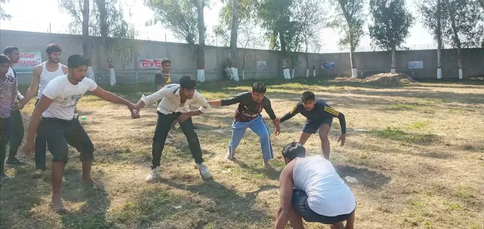 Government College for Boys Picture 3