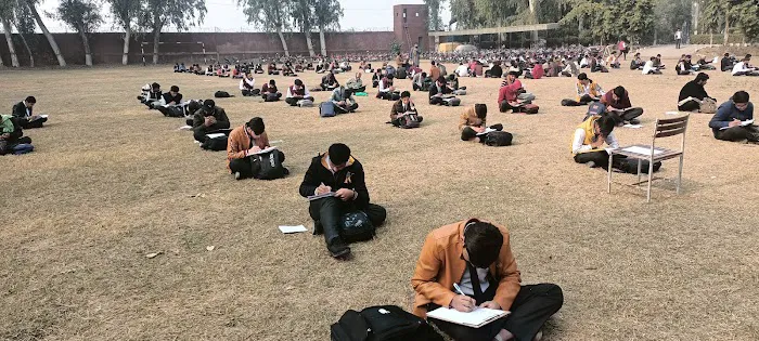 Govt.Ch.Ilm Din Degree College Ali Pur Chatha Picture 8