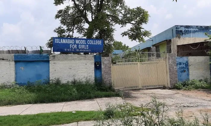 Islamabad Model College for Girls Picture 2