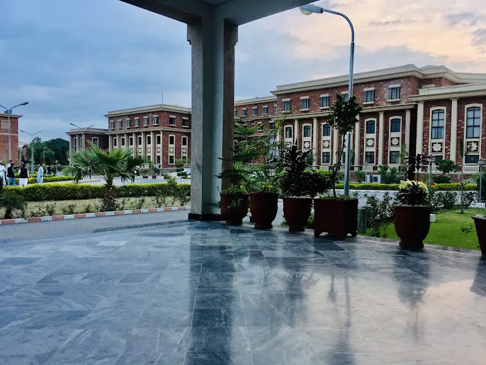 Bacha khan medical college main building Picture 2