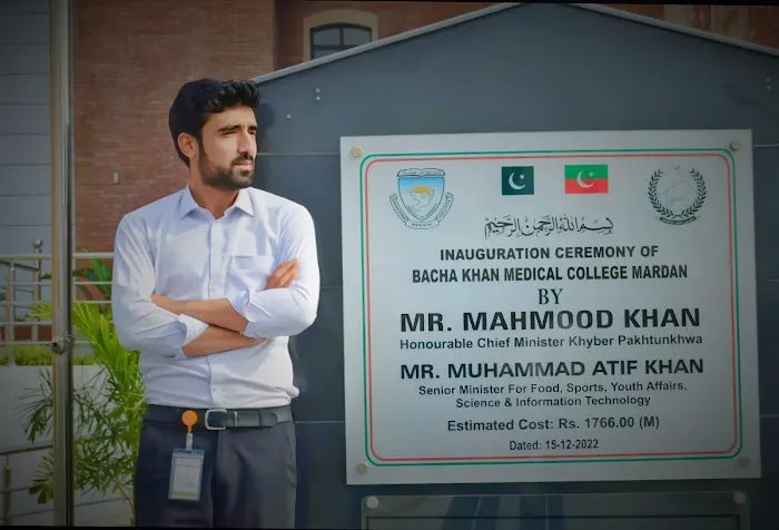 Bacha khan medical college main building Picture 3
