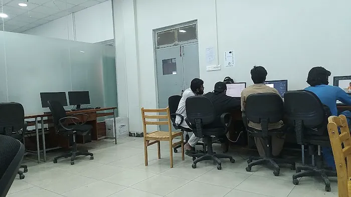 computer lab Picture 1