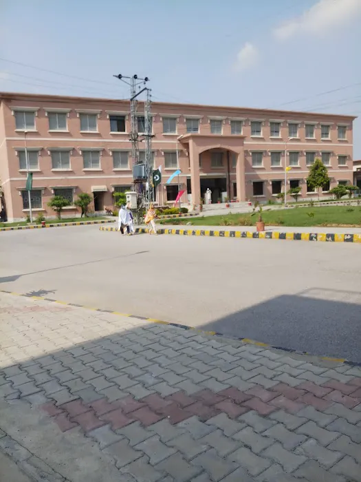 Girls cadet collage Mardan Picture 1