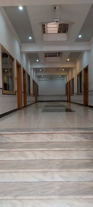 Madrassa Jamiya Darul Uloom Taleem Ul Quran Picture 1