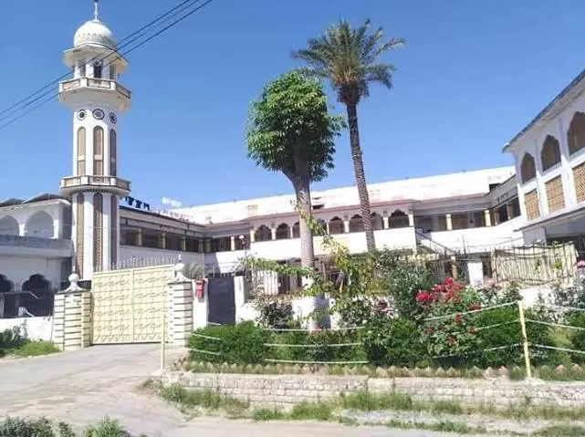 Dar-ul-Uloom Islamia Arabia Picture 2