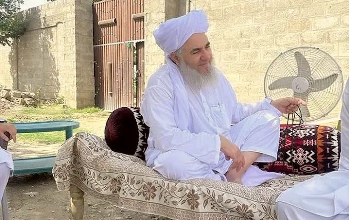 Dar-ul-Uloom Islamia Arabia Picture 5