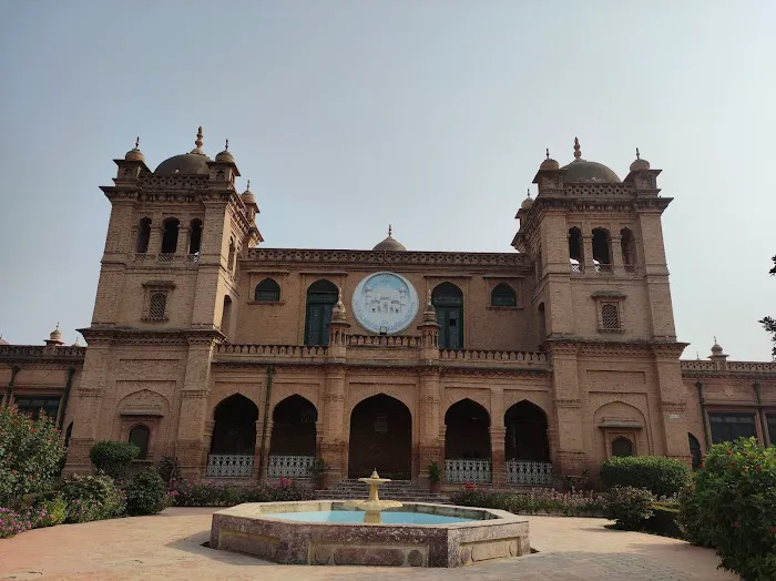 Islamia College University Peshawar Picture 3