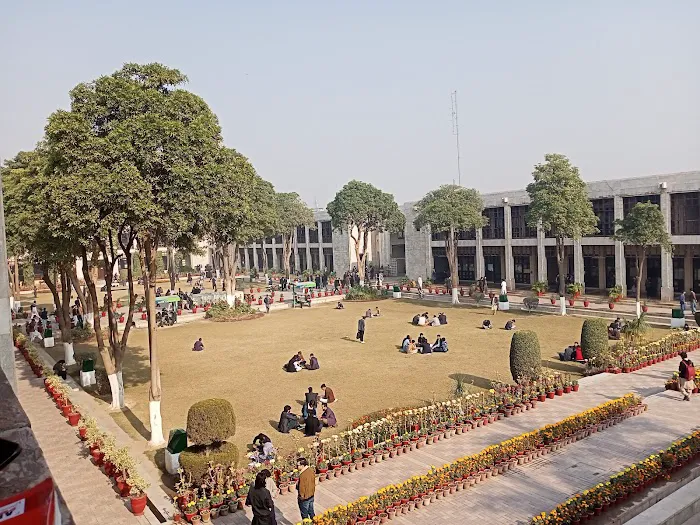 The University of Agriculture Picture 3