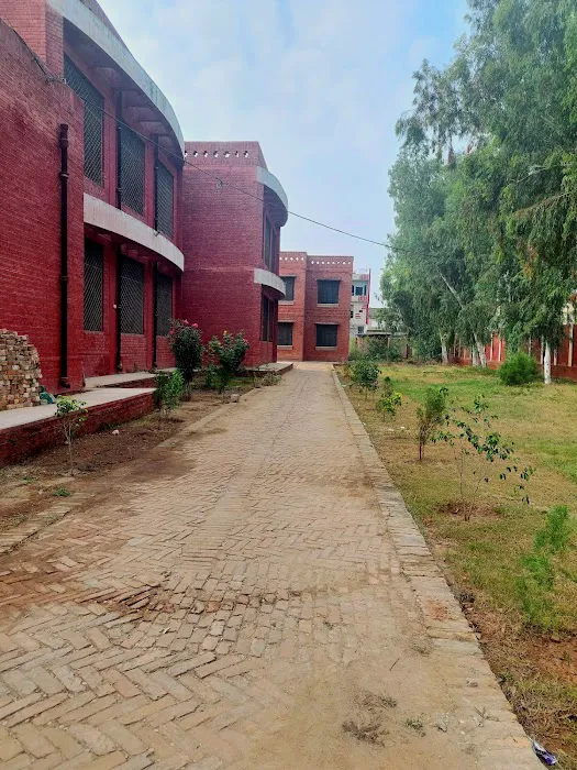 Govt Associate College for Women Quaidabad Picture 7