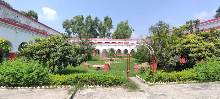 Govt College for Elementary Teachers Picture 10