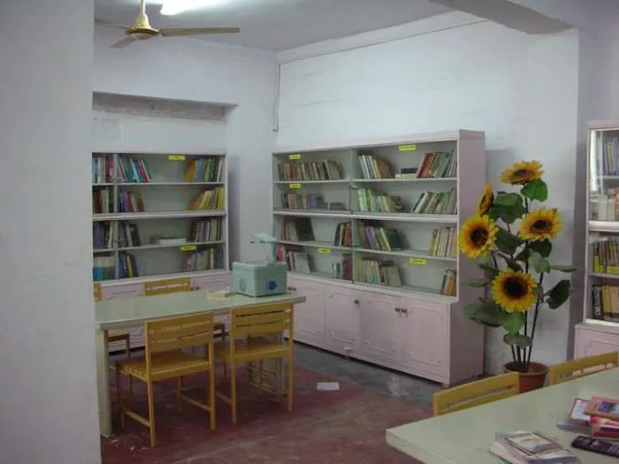 Country Model College Charsadda Picture 1
