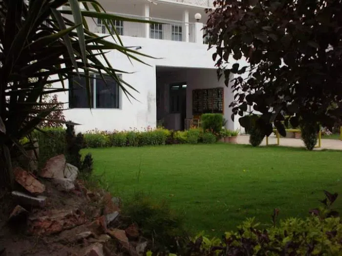 Country Model College Charsadda Picture 5